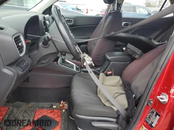 ✅ 2022 Hyundai Venue Limited • VIN: KMHRC8A35NU188127 • Lot: 48169275. Listed on Copart with 30,912 mi. Free auction sales archive from the USA and detailed vehicle history report at DreamBid. Image 7.