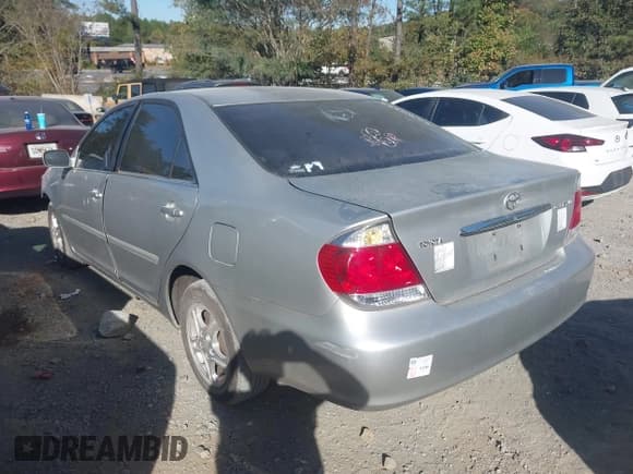 ✅ 2005 Toyota Camry LE • VIN: 4T1BE32K65U501125 • Лот: 43457858. Опубликован ранее на IAAI с пробегом 251 614 миль. Бесплатный доступ к архиву аукционных продаж из США и подробный отчёт об истории автомобиля на DreamBid. Изображение 3.