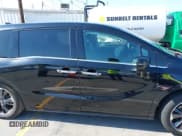 ✅ 2022 Honda Odyssey Elite • VIN: 5FNRL6H93NB051618 • Lot: 42142707. Listed on IAAI with 30,129 mi. Free auction sales archive from the USA and detailed vehicle history report at DreamBid. Image 13.