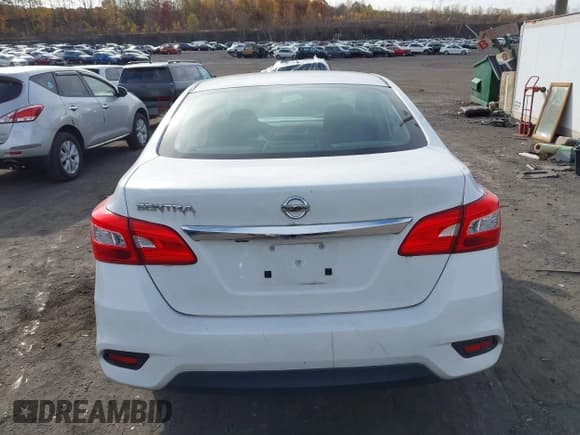 ✅ 2018 Nissan Sentra SV • VIN: 3N1AB7APXJY316843 • Lot: 43615690. Listed on IAAI with 119,206 mi. Free auction sales archive from the USA and detailed vehicle history report at DreamBid. Image 16.