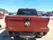 2020 Ram 1500 Big Horn z VIN 1C6SRFFT6LN110360, wystawiony jako IAAI lot #41725067 z przebiegiem 163 905 mil mil oraz . Historia ofert i sprzedaży dostępna na DreamBid. Obrazek 17.