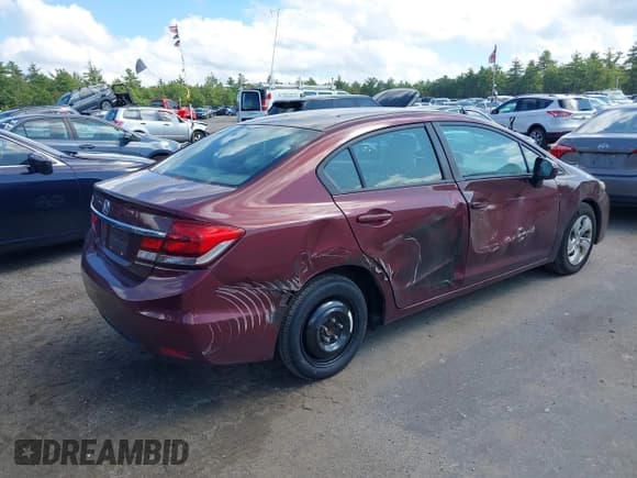 ✅ 2014 Honda Civic LX • VIN: 2HGFB2F56EH516290 • Lot: 43148378. Wystawiony na IAAI z przebiegiem 102 013 mil. Bezpłatny archiwum sprzedaży aukcyjnych z USA i szczegółowy raport historii pojazdu na DreamBid. Zdjęcie 4.