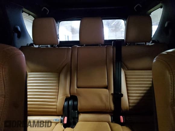 ✅ 2018 Land Rover Discovery HSE • VIN: SALRR2RK0JA048390 • Lot: 88064575. Wystawiony na Copart z przebiegiem Nie podano. Bezpłatny archiwum sprzedaży aukcyjnych z USA i szczegółowy raport historii pojazdu na DreamBid. Zdjęcie 10.