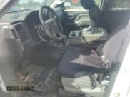 ✅ 2018 Chevrolet Silverado 1500 Custom • VIN: 1GCRCPEC6JZ235817 • Lot: 84731545. Wystawiony na Copart z przebiegiem 144 909 mil. Bezpłatny archiwum sprzedaży aukcyjnych z USA i szczegółowy raport historii pojazdu na DreamBid. Zdjęcie 7.