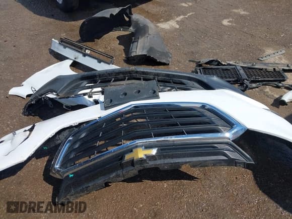 ✅ 2020 Chevrolet Equinox LS • VIN: 3GNAXFEV0LS654136 • Lot: 42214480. Listed on IAAI with 39,738 mi. Free auction sales archive from the USA and detailed vehicle history report at DreamBid. Image 19.