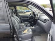 ✅ 2003 Toyota RAV4 • VIN: JTEHH20V636071820 • Lot: 43389886. Listed on IAAI with 217,000 mi. Free auction sales archive from the USA and detailed vehicle history report at DreamBid. Image 5.