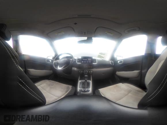 ✅ 2024 Hyundai Venue SEL • VIN: KMHRC8A38RU284534 • Lot: 41114023. Listed on IAAI with 47,799 mi. Free auction sales archive from the USA and detailed vehicle history report at DreamBid. Image 18.