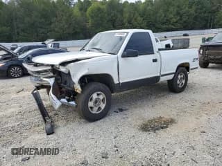 ✅ 1995 Chevrolet Silverado 1500 • VIN: 1GCEK14K2SZ195325 • Lot: 81800685. Wystawiony na Copart z przebiegiem 355 098 mil. Bezpłatny archiwum sprzedaży aukcyjnych z USA i szczegółowy raport historii pojazdu na DreamBid. Zdjęcie 1.