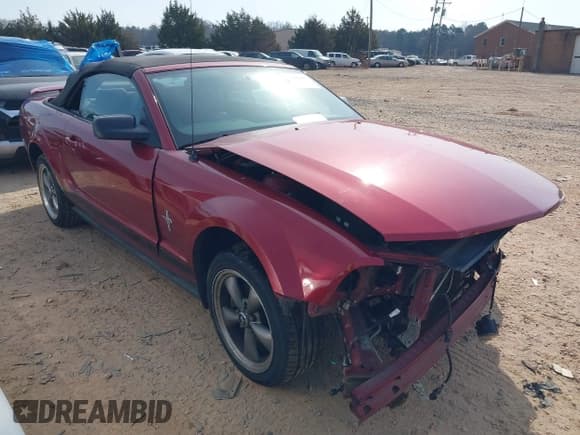 ✅ 2006 Ford Mustang Standard • VIN: 1ZVFT84N765152002 • Lot: 41806483. Listed on IAAI with 154,497 mi. Free auction sales archive from the USA and detailed vehicle history report at DreamBid. Image 1.