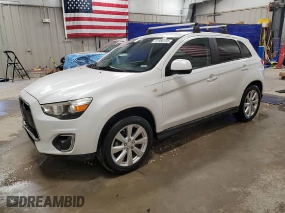 2015 Mitsubishi Outlander ES with VIN 4A4AR3AW8FE042211, listed as a Copart auction lot 91568135 with 128,199 mi miles and Clean title. Bid and sale history available at DreamBid. Image 1.