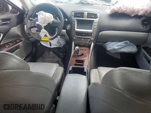 ✅ 2006 Lexus IS 350 • VIN: JTHBE262662006606 • Lot: 59587355. Wystawiony na Copart z przebiegiem 220 041 mil. Bezpłatny archiwum sprzedaży aukcyjnych z USA i szczegółowy raport historii pojazdu na DreamBid. Zdjęcie 8.