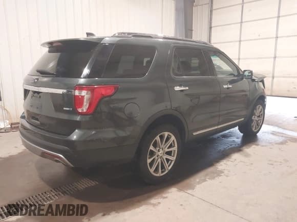 ✅ 2016 Ford Explorer Limited • VIN: 1FM5K8F83GGC49238 • Lot: 43441353. Wystawiony na IAAI z przebiegiem Nie podano. Bezpłatny archiwum sprzedaży aukcyjnych z USA i szczegółowy raport historii pojazdu na DreamBid. Zdjęcie 4.
