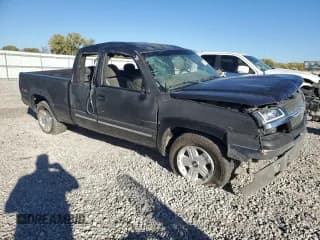 ✅ 2003 Chevrolet Silverado 1500 LS • VIN: 1GCEK19V63E259426 • Лот: 77240774. Опубликован ранее на Copart с пробегом 165 592 миль. Бесплатный доступ к архиву аукционных продаж из США и подробный отчёт об истории автомобиля на DreamBid. Изображение 4.