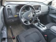 ✅ 2022 Chevrolet Colorado 2WD LT • VIN: 1GCHSCEA9N1244652 • Lot: 77408984. Wystawiony na Copart z przebiegiem 38 618 mil. Bezpłatny archiwum sprzedaży aukcyjnych z USA i szczegółowy raport historii pojazdu na DreamBid. Zdjęcie 8.