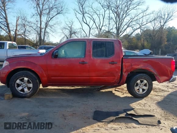 ✅ 2013 Nissan Frontier SV • VIN: 1N6AD0ER2DN730370 • Lot: 41405918. Listed on IAAI with 111,576 mi. Free auction sales archive from the USA and detailed vehicle history report at DreamBid. Image 14.