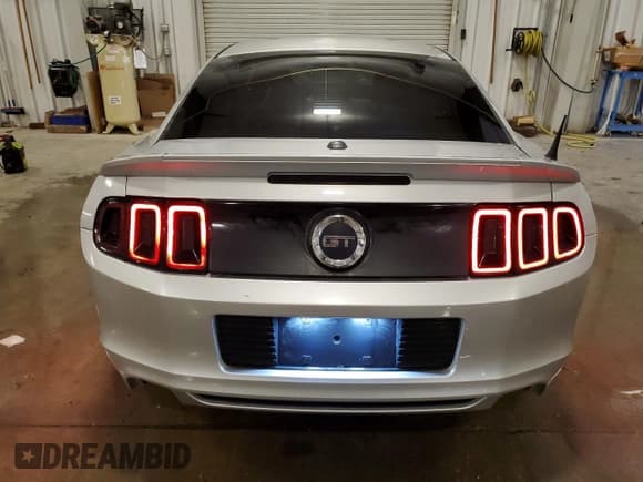 ✅ 2013 Ford Mustang GT Premium • VIN: 1ZVBP8CF5D5267689 • Lot: 63294165. Listed on Copart with 119,210 mi. Free auction sales archive from the USA and detailed vehicle history report at DreamBid. Image 6.
