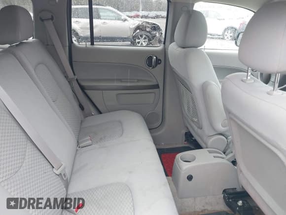 ✅ 2007 Chevrolet HHR LT • VIN: 3GNDA23P67S597846 • Lot: 41963240. Listed on IAAI with 129,357 mi. Free auction sales archive from the USA and detailed vehicle history report at DreamBid. Image 8.