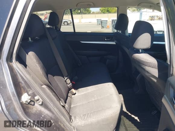 ✅ 2011 Subaru Outback Premium • VIN: 4S4BRBFC2B3345765 • Lot: 42911331. Wystawiony na IAAI z przebiegiem 142 905 mil. Bezpłatny archiwum sprzedaży aukcyjnych z USA i szczegółowy raport historii pojazdu na DreamBid. Zdjęcie 8.