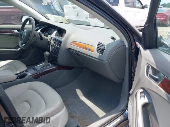 ✅ 2010 Audi A4 Premium • VIN: WAUSFAFL4AA040265 • Лот: 42585112. Опубликован ранее на IAAI с пробегом 184 310 миль. Бесплатный доступ к архиву аукционных продаж из США и подробный отчёт об истории автомобиля на DreamBid. Изображение 5.