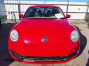 ✅ 2013 Volkswagen Beetle 2.5L • VIN: 3VWHX7AT3DM682758 • Lot: 40869170. Listed on IAAI with 88,793 mi. Free auction sales archive from the USA and detailed vehicle history report at DreamBid. Image 12.