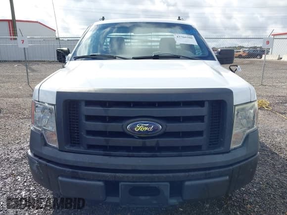 ✅ 2011 Ford F-150 XL • VIN: 1FTNF1CF1BKD62520 • Lot: 43766500. Wystawiony na IAAI z przebiegiem 205 222 mil. Bezpłatny archiwum sprzedaży aukcyjnych z USA i szczegółowy raport historii pojazdu na DreamBid. Zdjęcie 12.