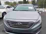 2015 Hyundai Sonata Limited с VIN 5NPE34AF0FH107536, выставлен на аукционе IAAI как лот 41527634 с пробегом 119 643 миль миль и . История ставок и продаж доступна на DreamBid. Изображение 11.
