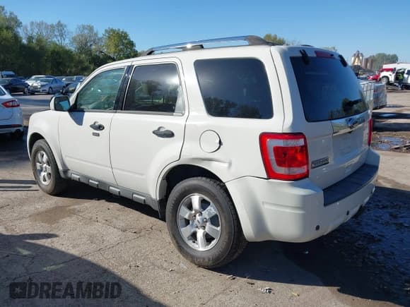 ✅ 2010 Ford Escape Limited • VIN: 1FMCU0EG6AKD43078 • Lot: 43475935. Listed on IAAI with 151,968 mi. Free auction sales archive from the USA and detailed vehicle history report at DreamBid. Image 3.