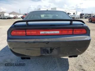 ✅ 2014 Dodge Challenger R/T • VIN: 2C3CDYBT2EH298517 • Lot: 64642864. Wystawiony na Copart z przebiegiem 97 070 mil. Bezpłatny archiwum sprzedaży aukcyjnych z USA i szczegółowy raport historii pojazdu na DreamBid. Zdjęcie 6.