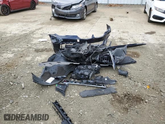 ✅ 2016 BMW 7 Series 750i xDrive • VIN: WBA7F2C58GG420149 • Lot: 92687385. Wystawiony na Copart z przebiegiem 96 532 mil. Bezpłatny archiwum sprzedaży aukcyjnych z USA i szczegółowy raport historii pojazdu na DreamBid. Zdjęcie 12.