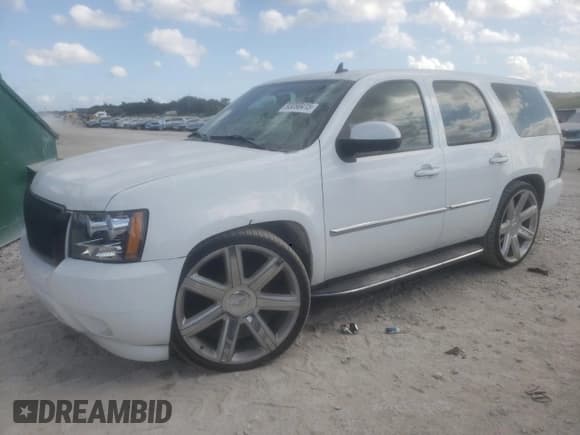 ✅ 2007 Chevrolet Tahoe LT • VIN: 1GNFC13047J105445 • Lot: 93090415. Listed on Copart with 196,817 mi. Free auction sales archive from the USA and detailed vehicle history report at DreamBid. Image 1.