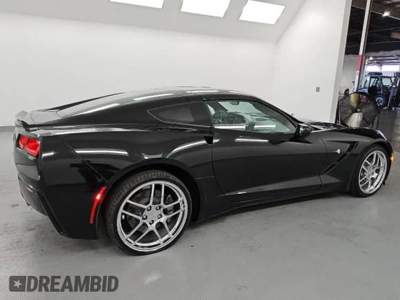 ✅ 2015 Chevrolet Corvette 3LT • VIN: 1G1YE2D72F5107093 • Lot: 84415065. Listed on Copart with 67,909 mi. Free auction sales archive from the USA and detailed vehicle history report at DreamBid. Image 3.