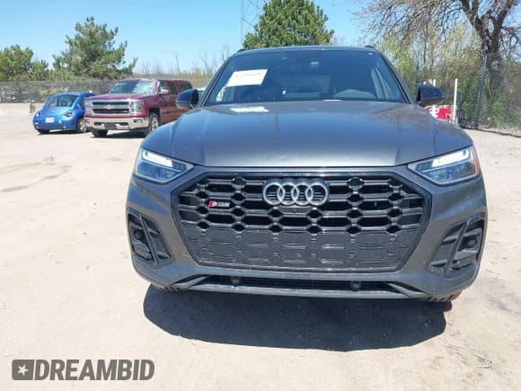 ✅ 2021 Audi SQ5 Premium Plus • VIN: WA1B4AFY1M2001596 • Lot: 42196099. Listed on IAAI with 79,545 mi. Free auction sales archive from the USA and detailed vehicle history report at DreamBid. Image 6.