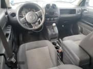 ✅ 2016 Jeep Patriot Sport SE • VIN: 1C4NJRBB0GD668812 • Lot: 91914285. Listed on Copart with 190,286 mi. Free auction sales archive from the USA and detailed vehicle history report at DreamBid. Image 8.