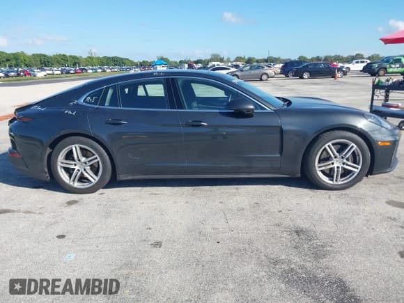 ✅ 2025 Porsche Panamera • VIN: WP0AA2YA4SL000126 • Лот: 43492201. Опубликован ранее на IAAI с пробегом 9 028 миль. Бесплатный доступ к архиву аукционных продаж из США и подробный отчёт об истории автомобиля на DreamBid. Изображение 13.