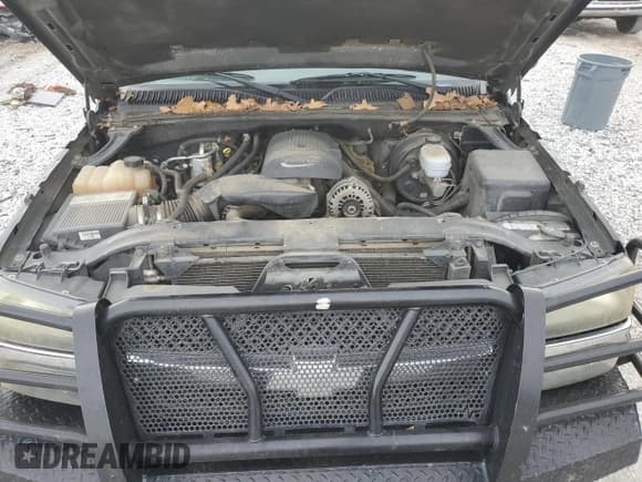 ✅ 2005 Chevrolet Silverado 1500 Z71 • VIN: 1GCEK19Z95Z207710 • Лот: 79444444. Опубликован ранее на Copart с пробегом 321 122 миль. Бесплатный доступ к архиву аукционных продаж из США и подробный отчёт об истории автомобиля на DreamBid. Изображение 11.