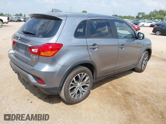 2018 Mitsubishi Outlander SE с VIN JA4AR3AW0JZ013501, выставлен на аукционе IAAI как лот 42916248 с пробегом 116 654 миль миль и . История ставок и продаж доступна на DreamBid. Изображение 4.