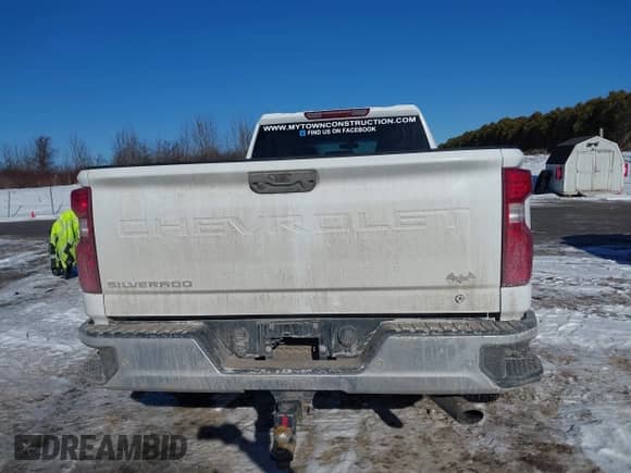 2020 Chevrolet Silverado 2500HD Work Truck with VIN 1GC1YLE70LF297678, listed as a IAAI auction lot 41418897 with 126,320 mi miles and . Bid and sale history available at DreamBid. Image 16.