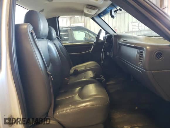 2007 Chevrolet Silverado 1500 Work Truck with VIN 3GCEC14V87G179046, listed as a Copart auction lot 71785624 with 217,195 mi miles and Salvage title. Bid and sale history available at DreamBid. Image 10.