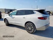 ✅ 2020 Buick Enclave Essence • VIN: 5GAERBKW5LJ307110 • Lot: 80679555. Wystawiony na Copart z przebiegiem 80 770 mil. Bezpłatny archiwum sprzedaży aukcyjnych z USA i szczegółowy raport historii pojazdu na DreamBid. Zdjęcie 2.