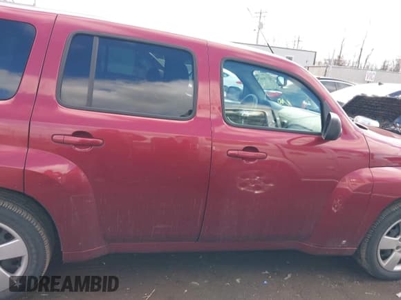 ✅ 2009 Chevrolet HHR LS • VIN: 3GNCA13B29S506486 • Lot: 41741478. Listed on IAAI with 51,189 mi. Free auction sales archive from the USA and detailed vehicle history report at DreamBid. Image 13.