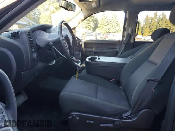 ✅ 2012 Chevrolet Silverado 2500HD LT • VIN: 1GC1KXCG1CF218093 • Лот: 86321705. Опубликован ранее на Copart с пробегом Не указан. Бесплатный доступ к архиву аукционных продаж из США и подробный отчёт об истории автомобиля на DreamBid. Изображение 7.