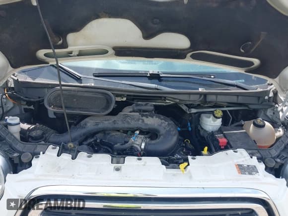 ✅ 2017 Ford Transit XL • VIN: 1FBAX2CM2HKA76480 • Lot: 42757002. Wystawiony na IAAI z przebiegiem 139 483 mil. Bezpłatny archiwum sprzedaży aukcyjnych z USA i szczegółowy raport historii pojazdu na DreamBid. Zdjęcie 10.