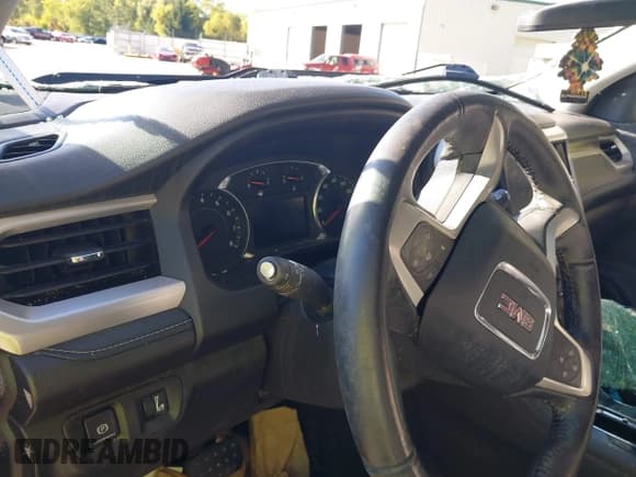 ✅ 2017 GMC Acadia SLT • VIN: 1GKKNULS9HZ255126 • Lot: 43418753. Listed on IAAI with Not provided. Free auction sales archive from the USA and detailed vehicle history report at DreamBid. Image 7.