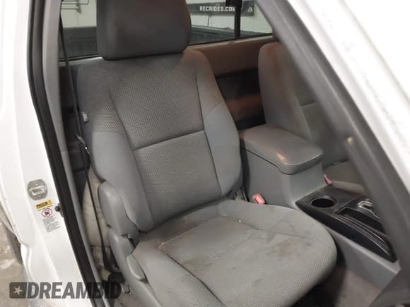 ✅ 2011 Toyota Tacoma • VIN: 5TFPX4EN3BX006133 • Lot: 43866208. Listed on IAAI with 371,193 mi. Free auction sales archive from the USA and detailed vehicle history report at DreamBid. Image 8.