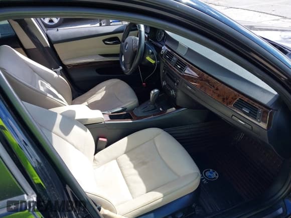 ✅ 2011 BMW 3 Series 328i • VIN: WBAPH5G5XBNM81237 • Lot: 43156396. Listed on IAAI with 128,894 mi. Free auction sales archive from the USA and detailed vehicle history report at DreamBid. Image 5.