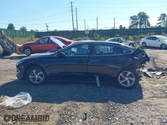 ✅ 2020 Hyundai Sonata SE • VIN: 5NPEG4JA5LH004701 • Лот: 43003391. Опубликован ранее на IAAI с пробегом 65 941 миль. Бесплатный доступ к архиву аукционных продаж из США и подробный отчёт об истории автомобиля на DreamBid. Изображение 13.