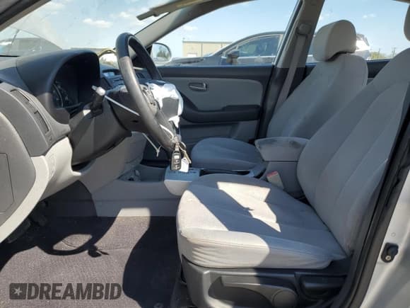 ✅ 2008 Hyundai Elantra GLS • VIN: KMHDU46D08U358142 • Лот: 82507545. Опубликован ранее на Copart с пробегом 54 234 миль. Бесплатный доступ к архиву аукционных продаж из США и подробный отчёт об истории автомобиля на DreamBid. Изображение 7.