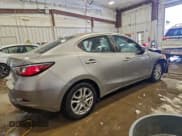 ✅ 2016 Scion iA • VIN: 3MYDLBZV3GY133954 • Lot: 96190925. Wystawiony na Copart z przebiegiem 92 463 mil. Bezpłatny archiwum sprzedaży aukcyjnych z USA i szczegółowy raport historii pojazdu na DreamBid. Zdjęcie 3.