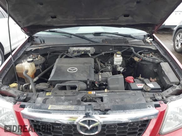 ✅ 2011 Mazda Tribute Grand Touring • VIN: 4F2CY9GG3BKM00770 • Lot: 42873377. Listed on IAAI with 131,821 mi. Free auction sales archive from the USA and detailed vehicle history report at DreamBid. Image 10.