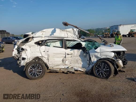 2020 Hyundai Tucson SEL with VIN KM8J3CAL9LU144547, listed as a IAAI auction lot 42869898 with Not provided miles and . Bid and sale history available at DreamBid. Image 13.